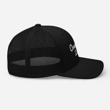 Load image into Gallery viewer, Overseas Luxury Trucker Cap