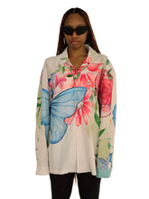 Load image into Gallery viewer, Floral Butterfly Long Sleeve Shirt
